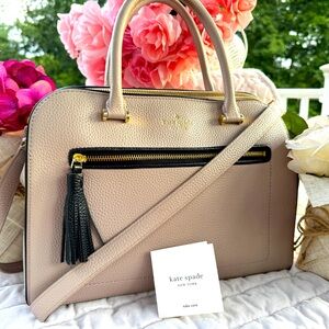 Kate Spade Chester Street Almond Tote-Great Condition